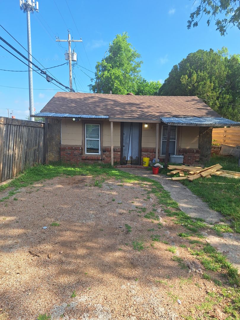 Abilene House: 2910 S. 15th