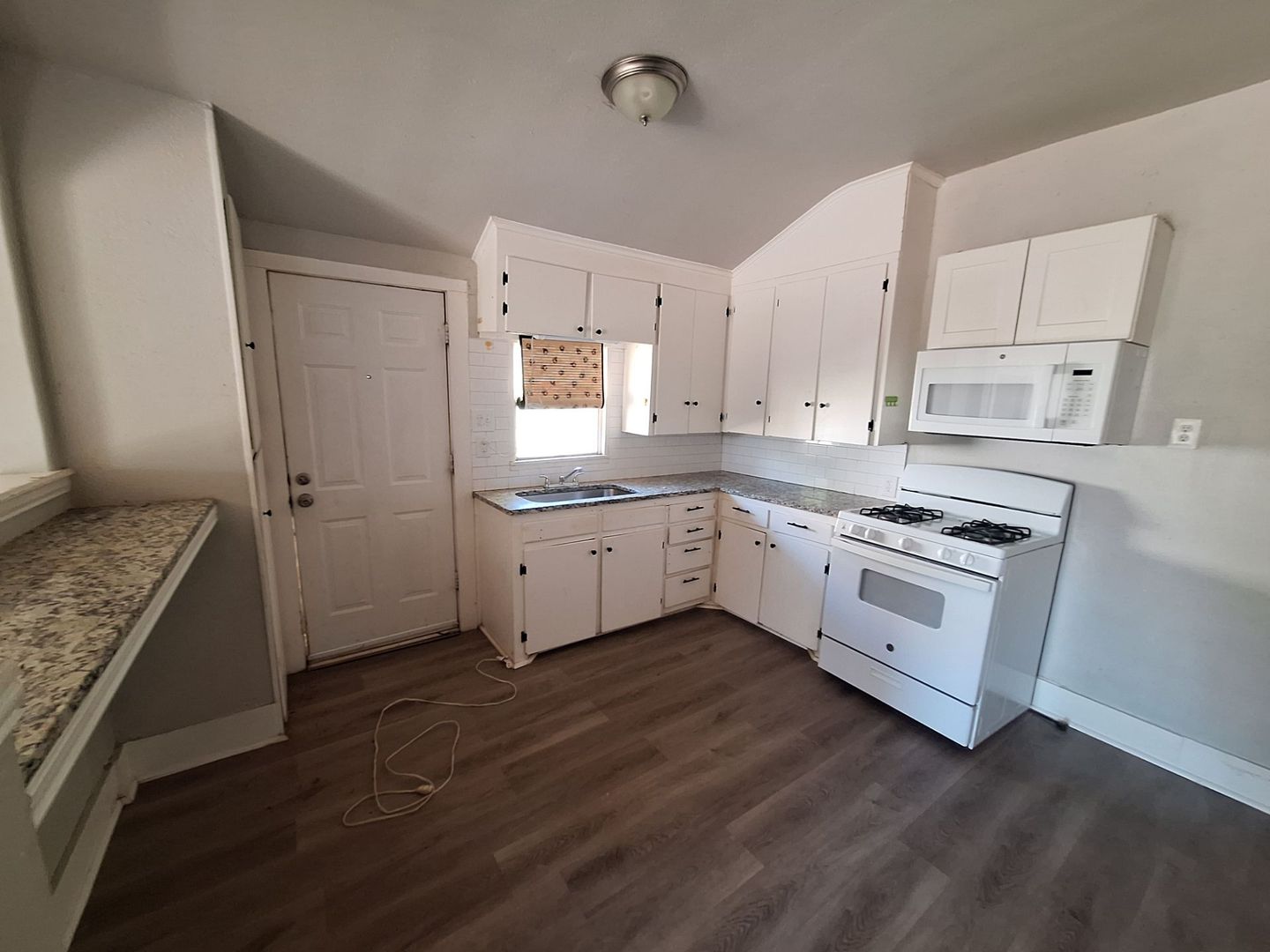 Abilene House: 1918 Fulton