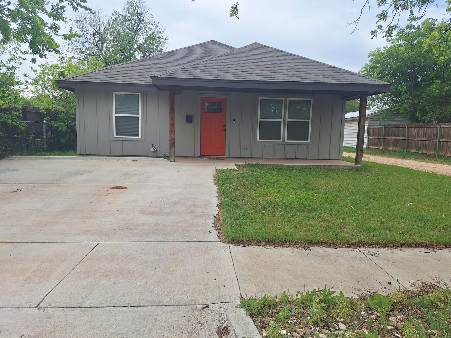 Abilene House: 926 Poplar