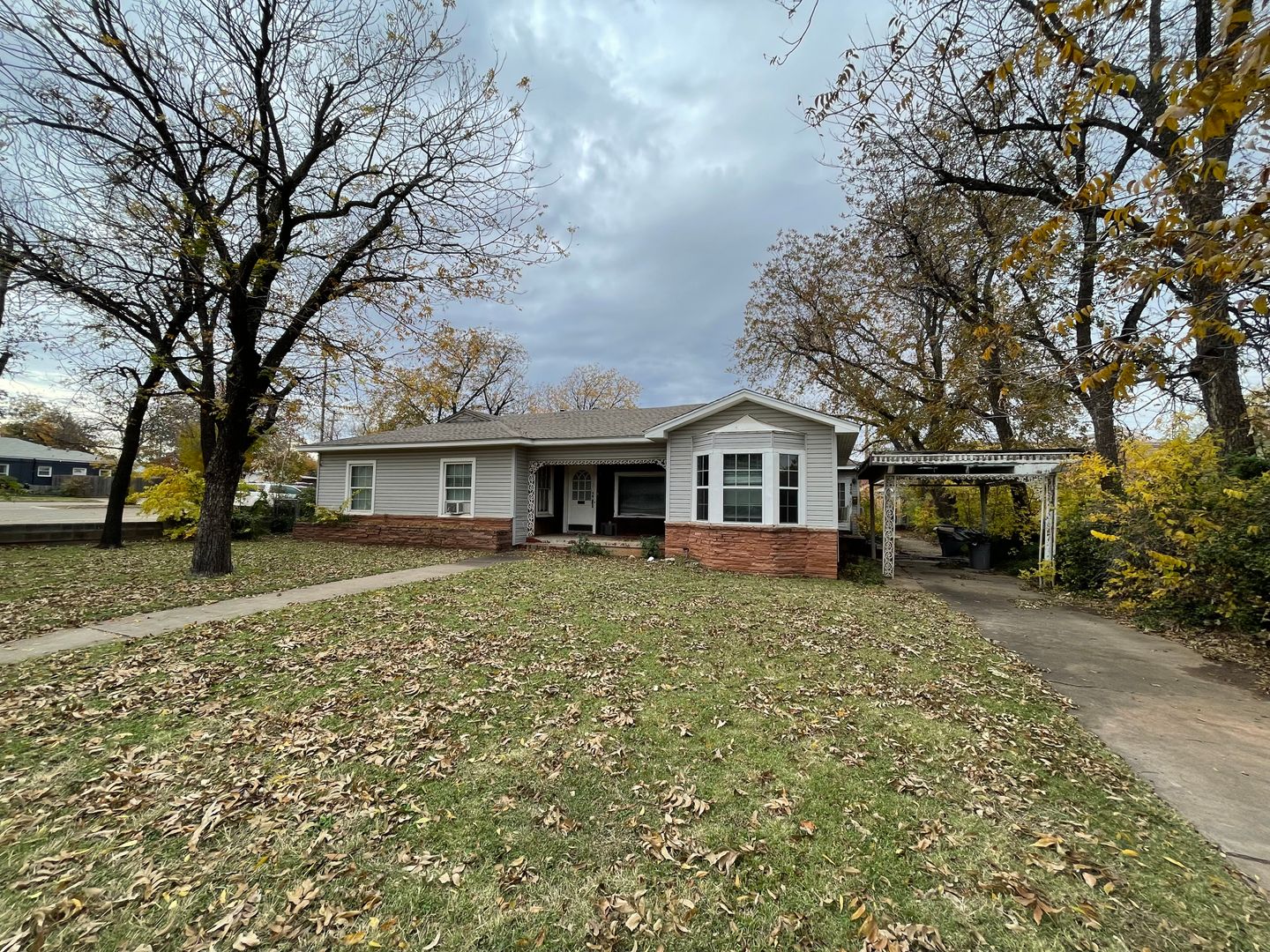 Abilene House: 428 Sayles - 428 Sayles Blvd.