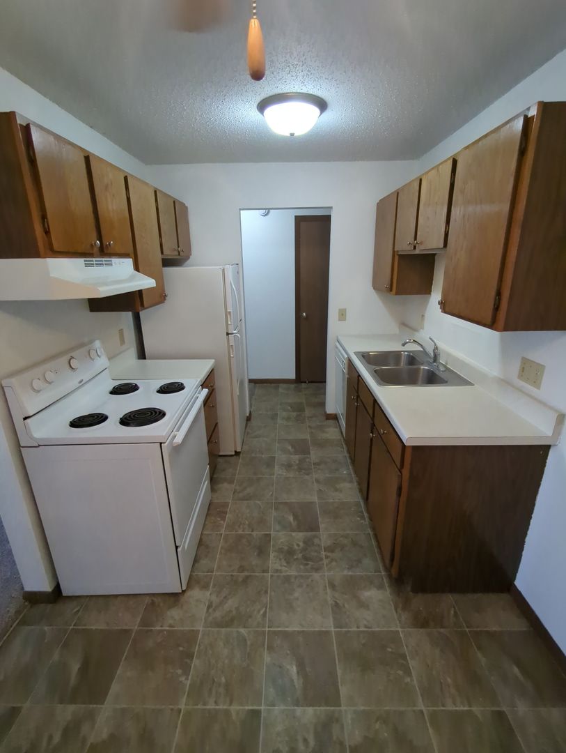 St Cloud Apartment: 1014 E St Germain