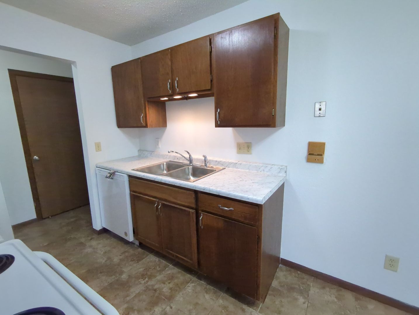 St Cloud Apartment: 1014 E St Germain