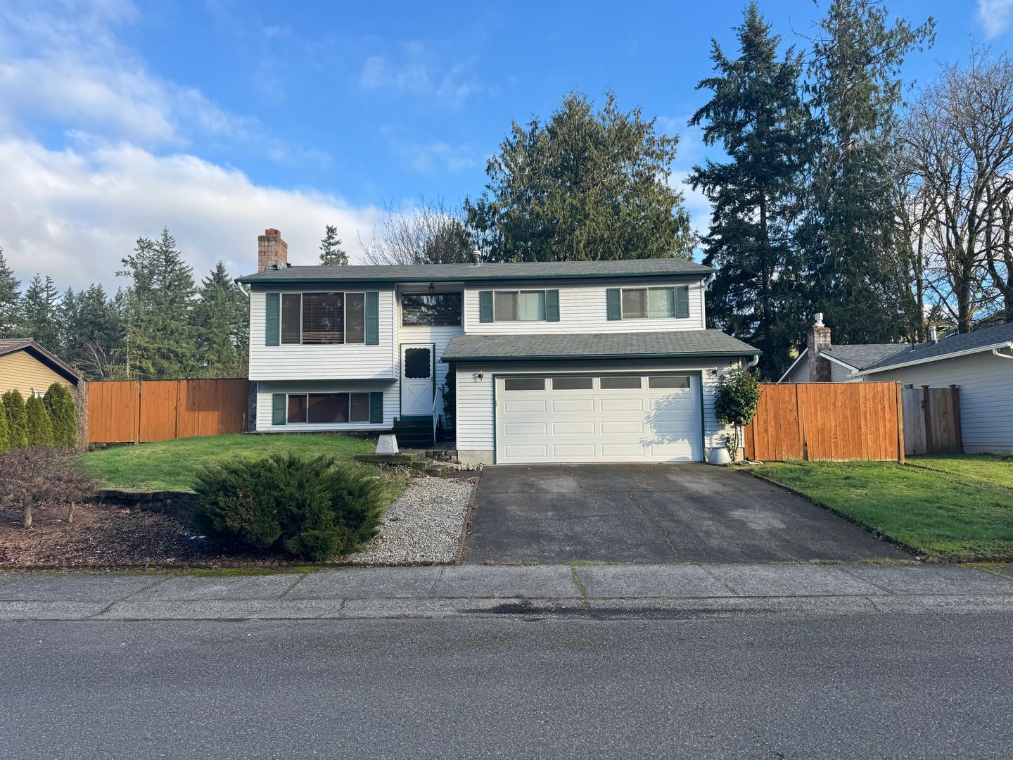 Covington House: 26216 196th Pl SE