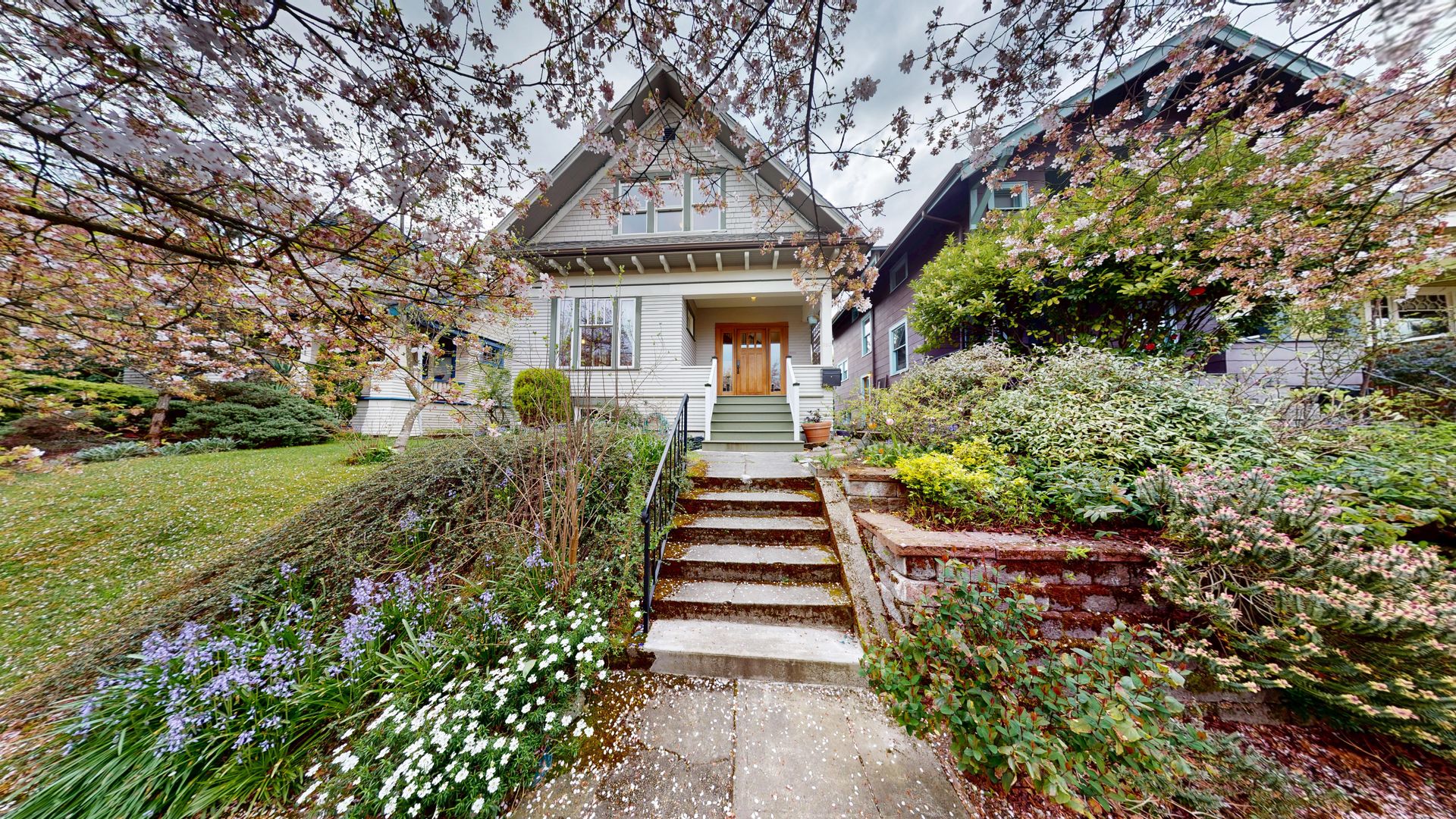 Seattle House: 5517 12th Ave NE