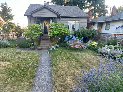 Lovely Fairmount Community Bungalow in West Seattle- $3500 – photo 1
