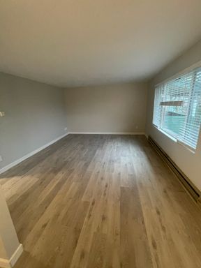 Light & Bright Remodeled Burien Apartment in Small 6-unit Complex!