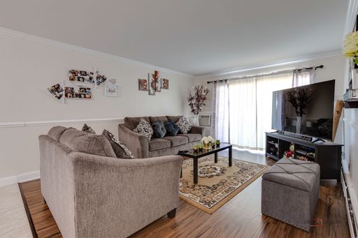 1-Bedroom Retreat with Balcony at 900 E Orchard St – Move-In Ready Sept 18!