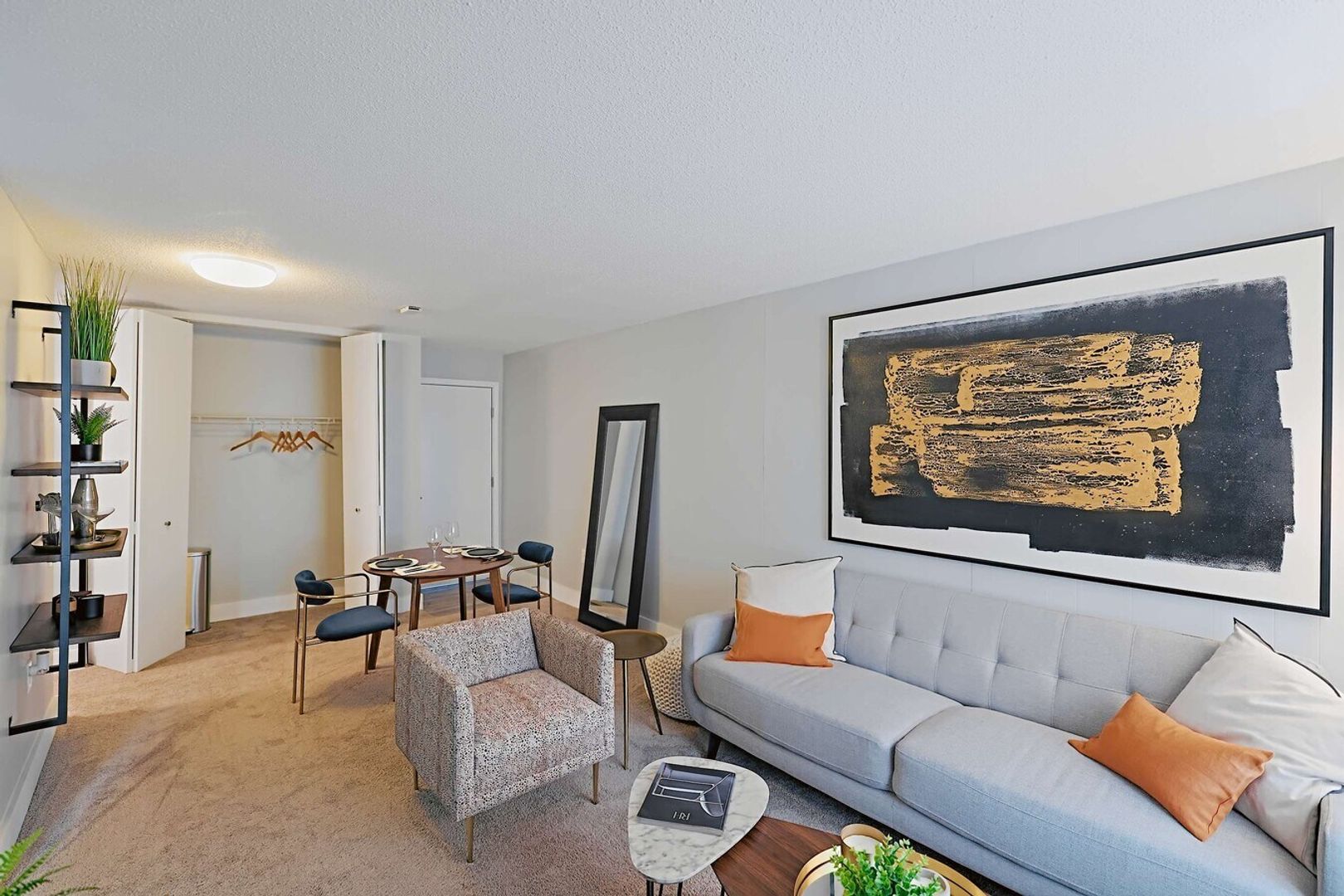 Peoria Apartment: 1505 N Peoria Avenue