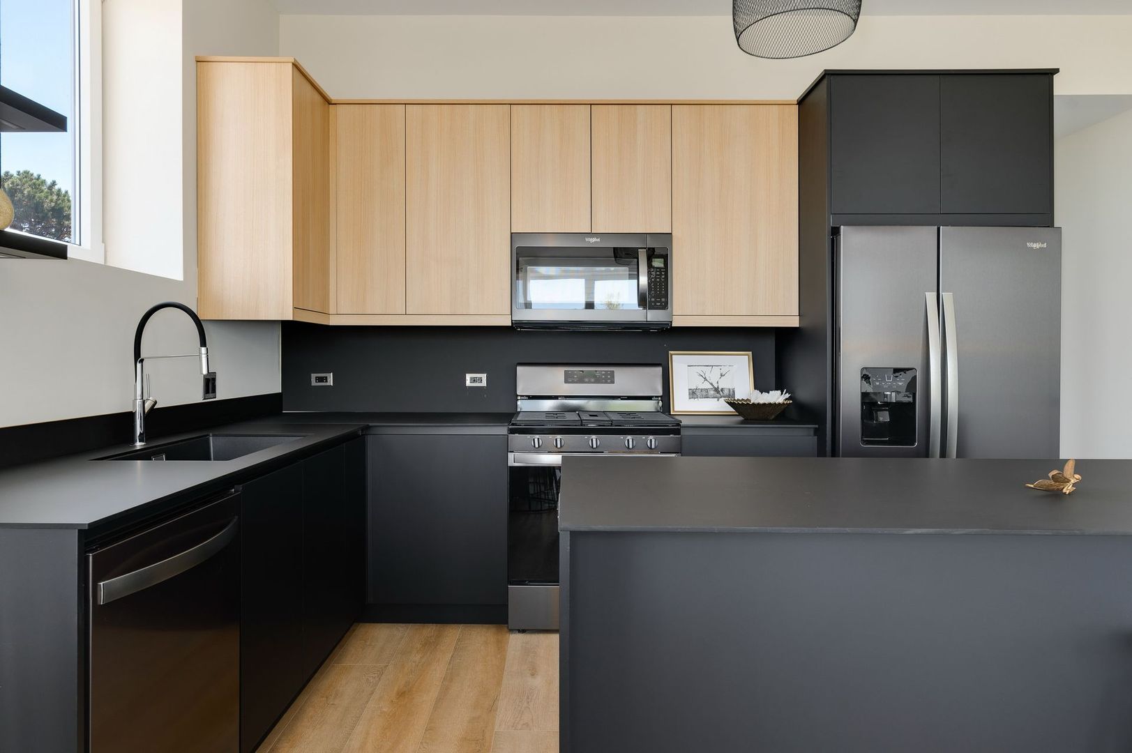 Bloomingdale Apartment: 280-290 Stonington Dr