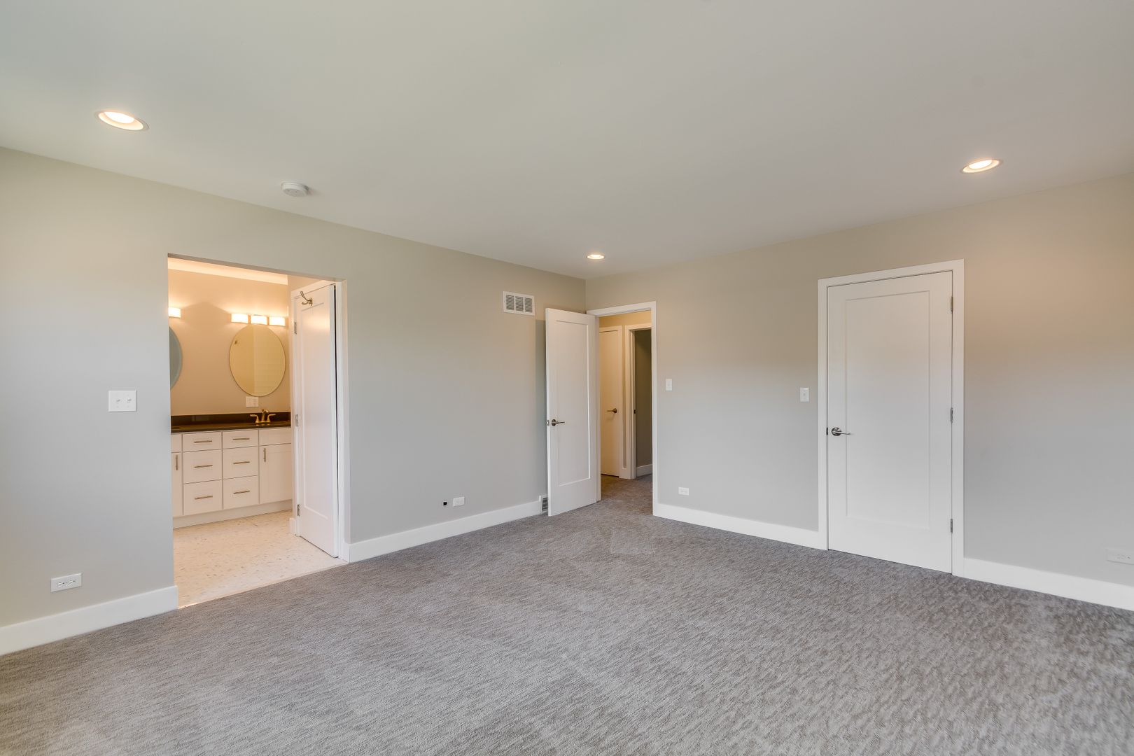 Wilmette Apartment: 601-617 Park Ave