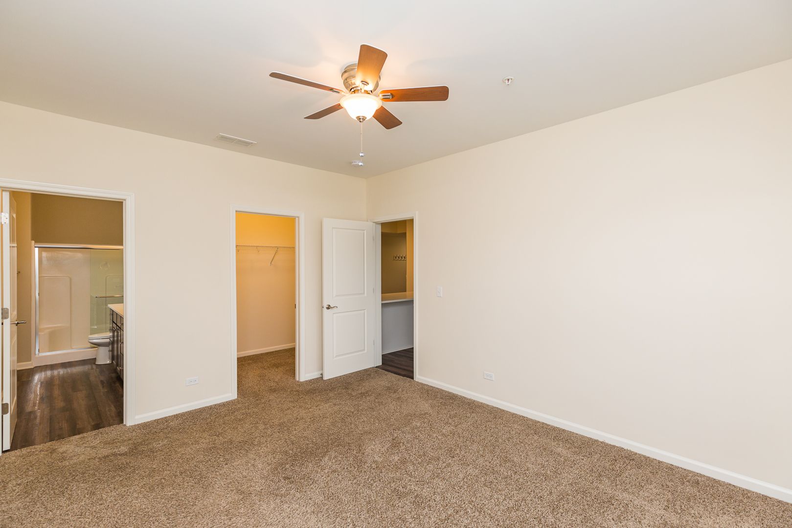 Lake Zurich Apartment: 40-60 West Main Street