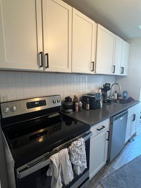 1211 N LaSalle Dr Unit 1404 – photo 1