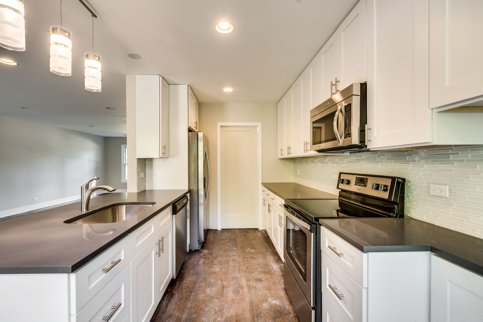 Wilmette Apartment: 3115-3119 Lake Ave