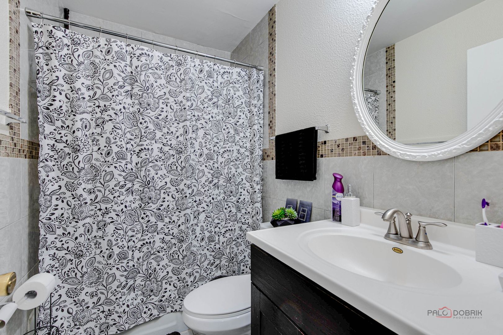 Mundelein Apartment: 900 East Orchard Street