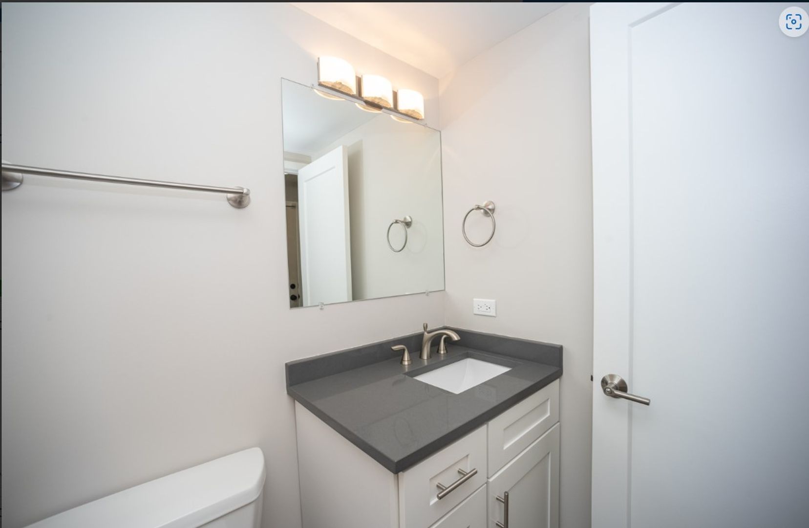 Winnetka Apartment: 700-738 Green Bay Rd