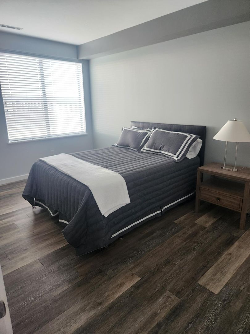 Mishawaka Apartment: 116 W Mishawaka Ave