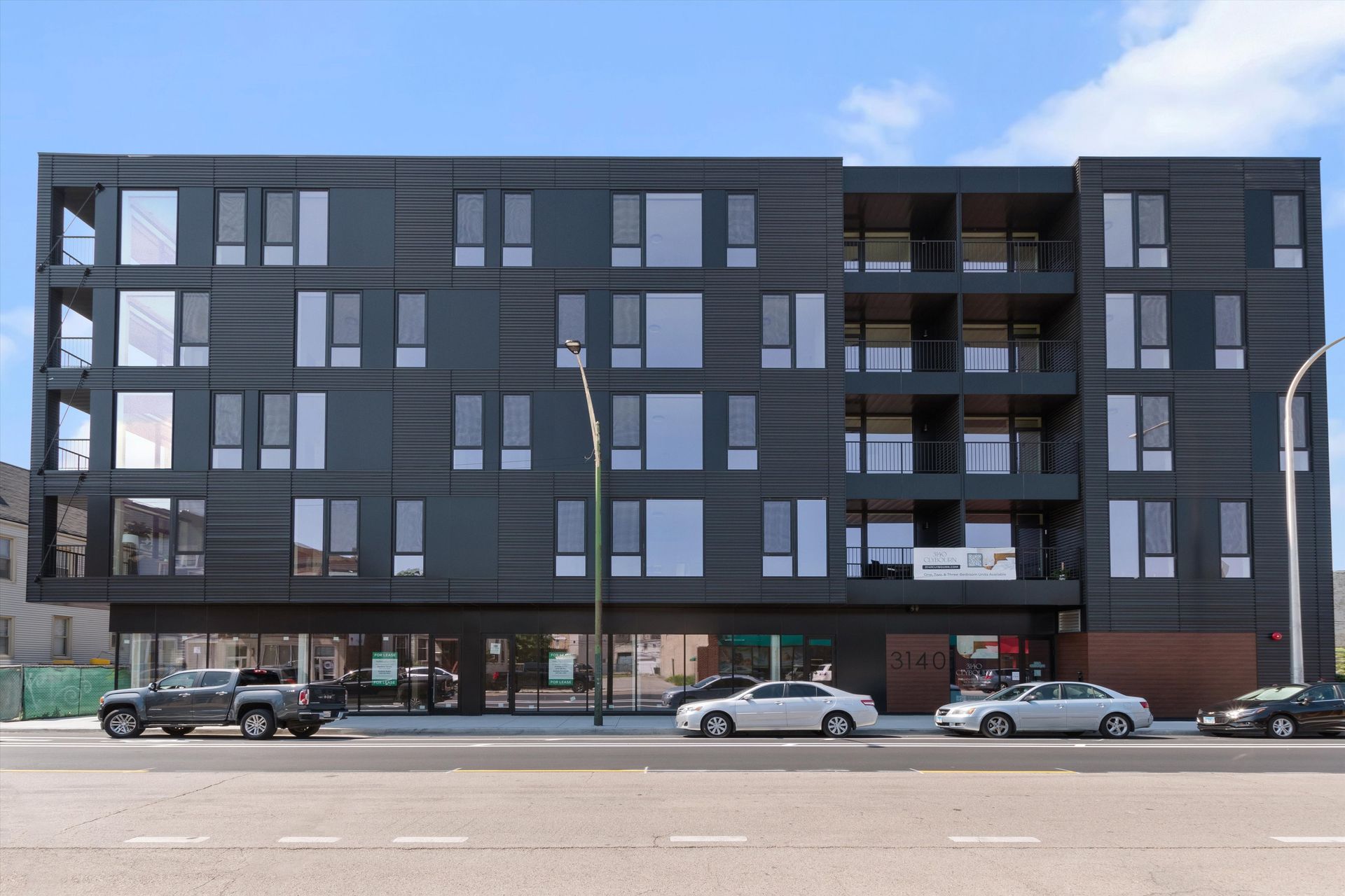 Chicago Apartment: 3140 N Clybourn Ave