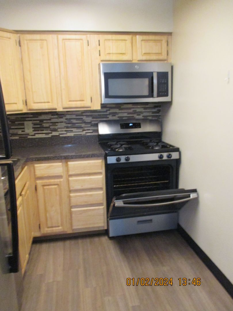 Whitehall Apartment: Mickley & Overlook Road