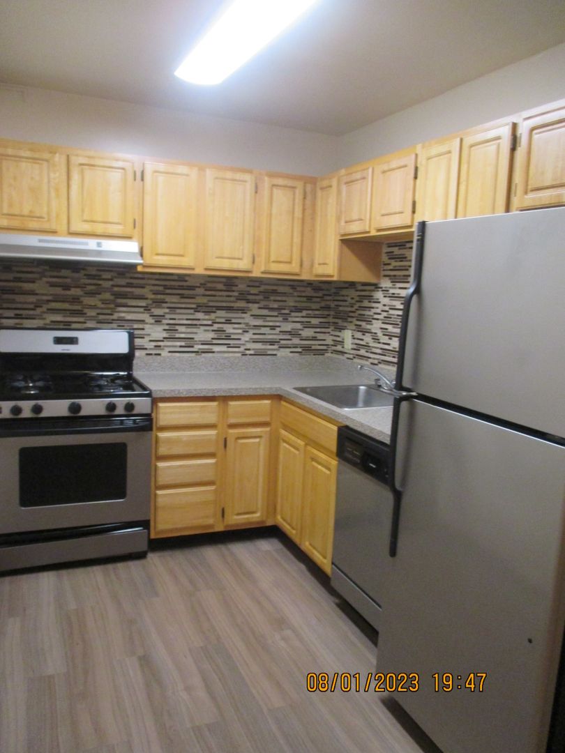 Whitehall Apartment: Mickley & Overlook Road