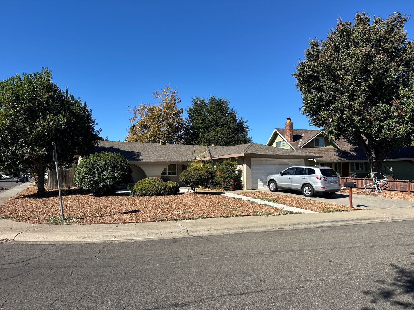 Woodland House: 1548 Truckee Way