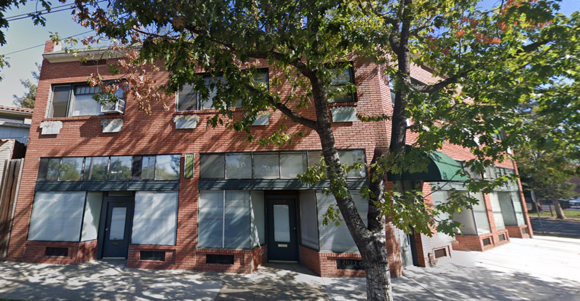 Sacramento Apartment: 3129 Broadway