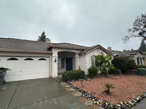 Home with Solar 3 Bedroom and 2 bath Sycamore Ranch