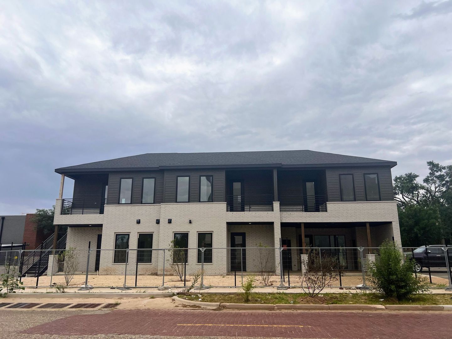 Lubbock Apartment: 1801 Main St