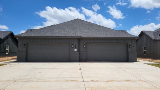 Available November 1st! 3/2/1 in Bushland Springs! – photo 1