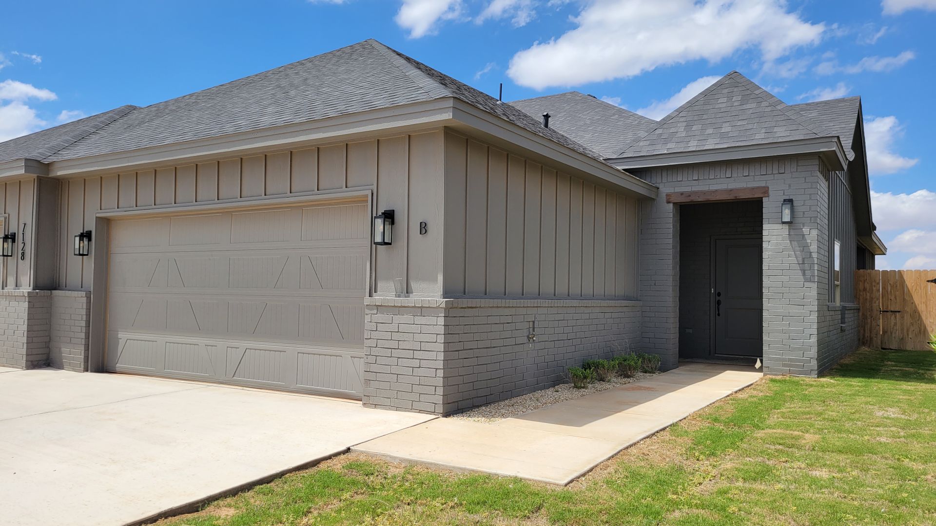 Lubbock Multiplex: 7128 22nd Place