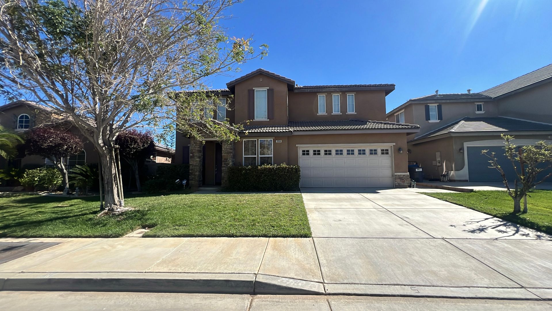 PALMDALE House: 3958 TOURNAMENT DRIVE