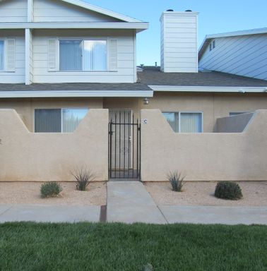 West Palmdale Townhouse – photo 1