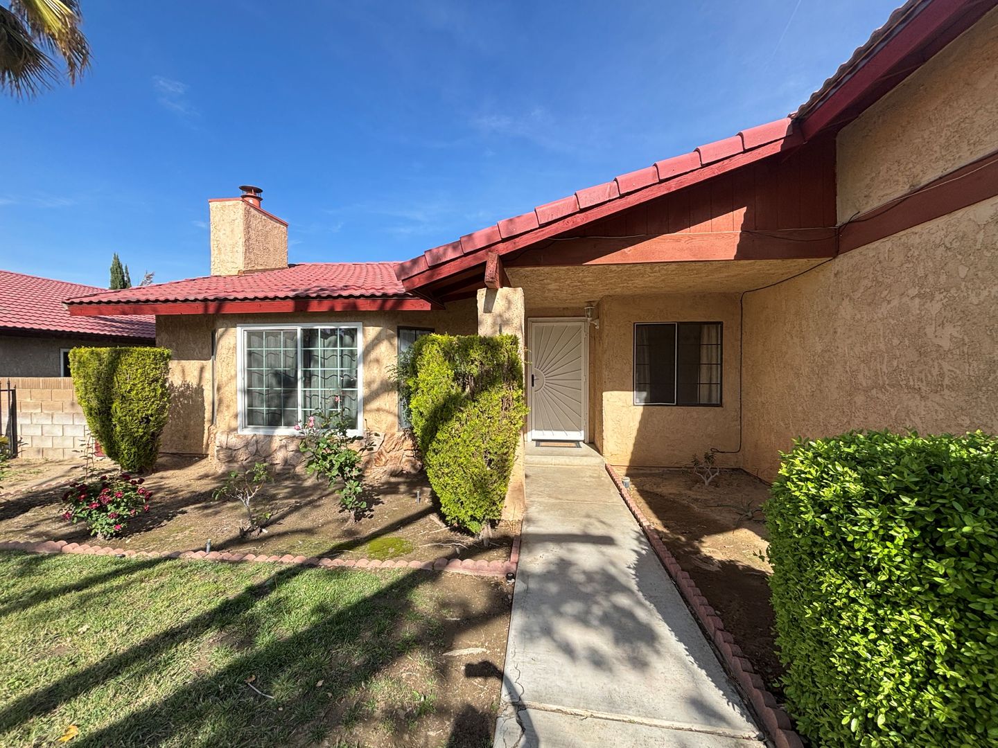 LANCASTER House: 43658 ROGIER STREET