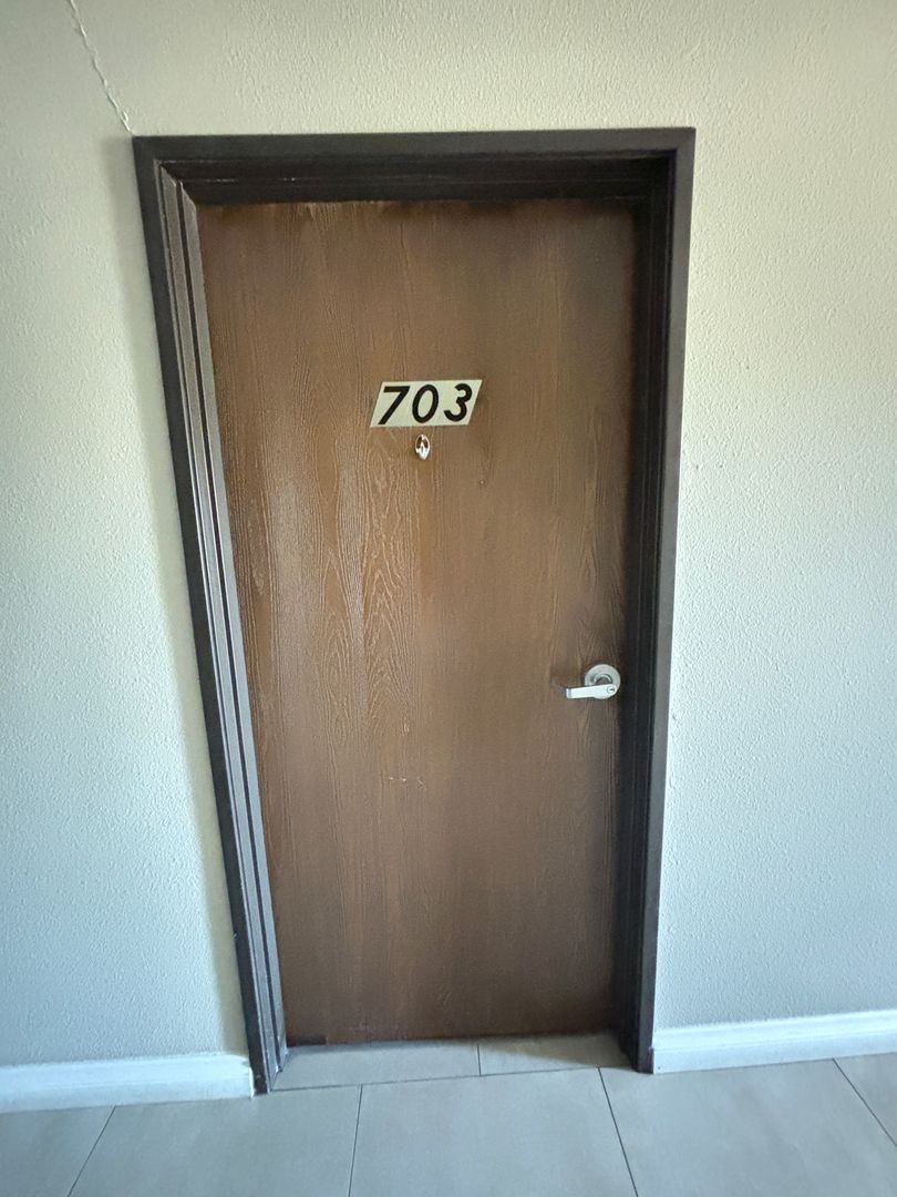 Lancaster Condo: 3700 West Avenue L #703