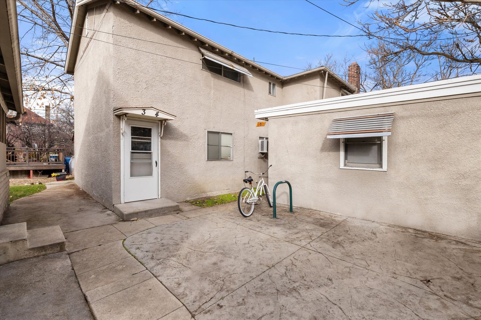 Boise Apartment: 820 W Franklin St.