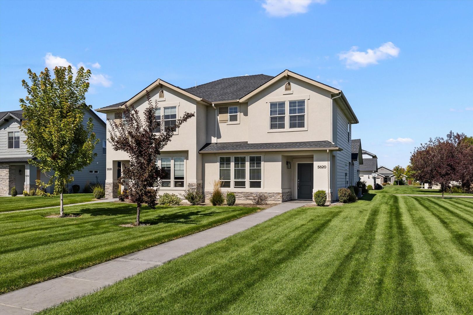 Eagle House: 5820 W Striker Ln