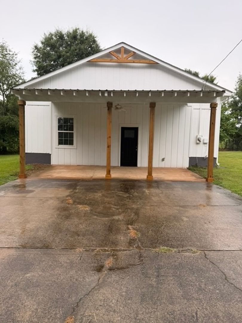 McDonough House: 2610 Kelleytown Rd