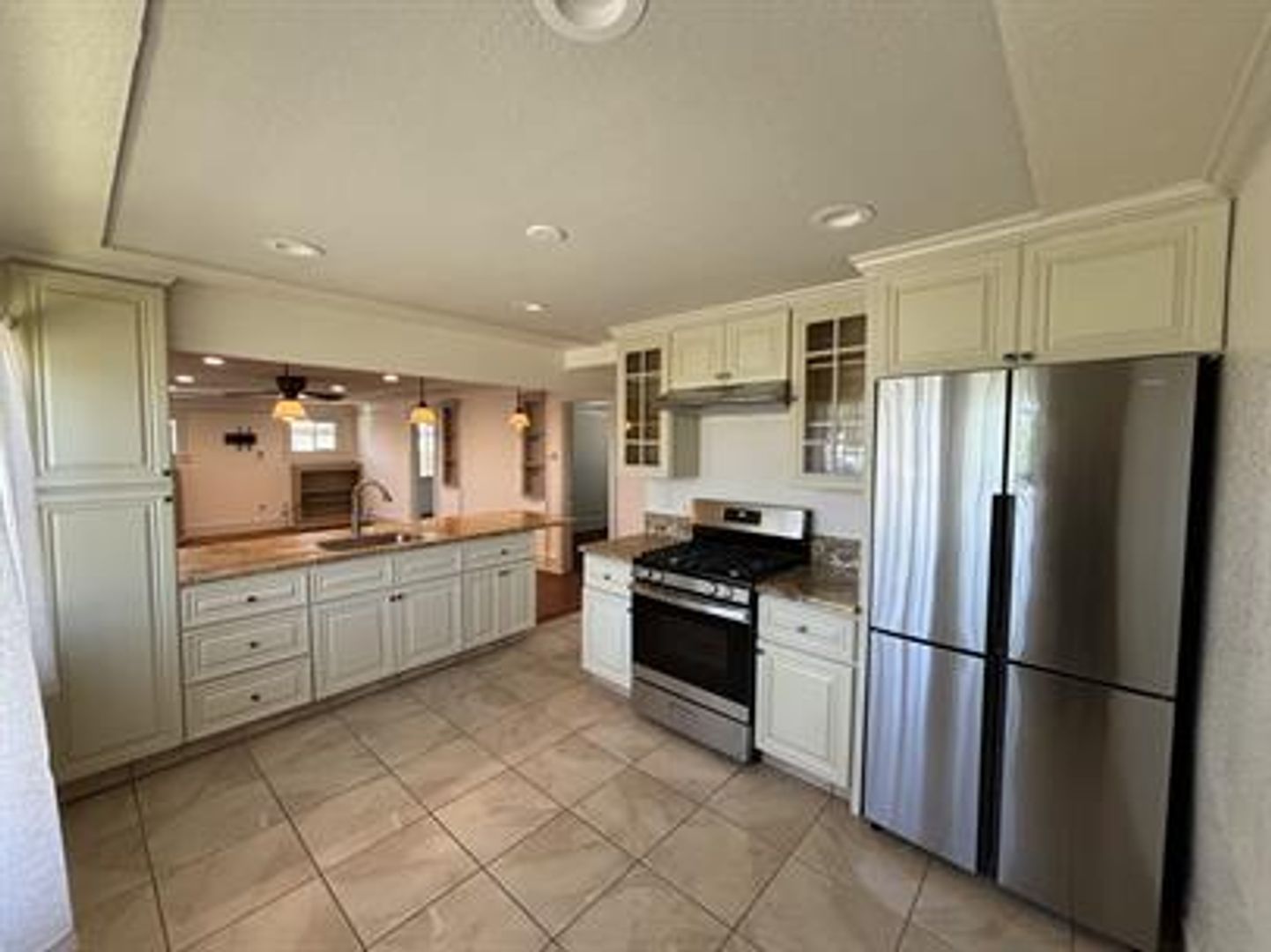 Hayward Apartment: 565 Smalley Avenue