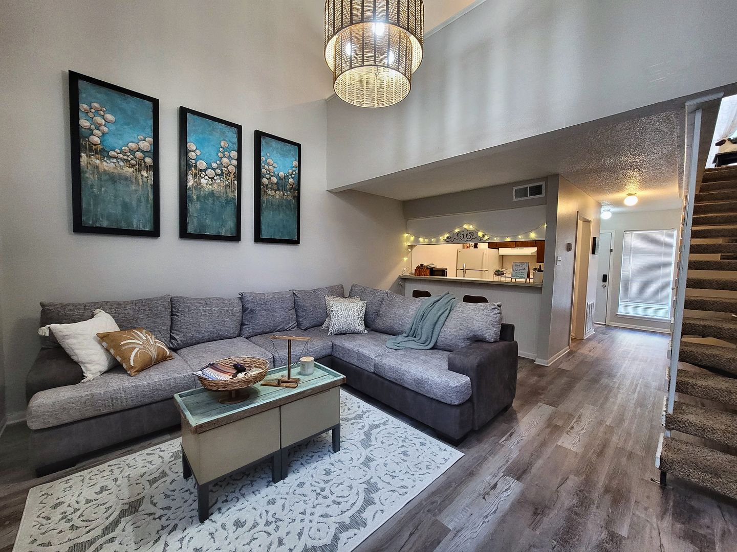 Brownwood Apartment: 2001 Brady Ave