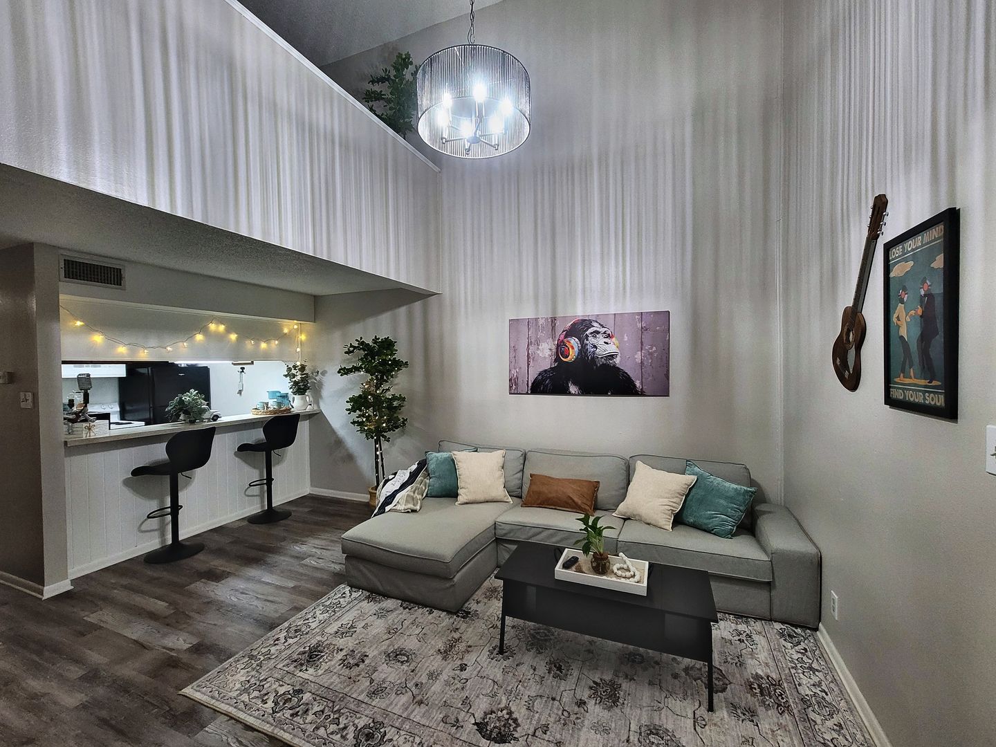 Brownwood Apartment: 2001 Brady Ave