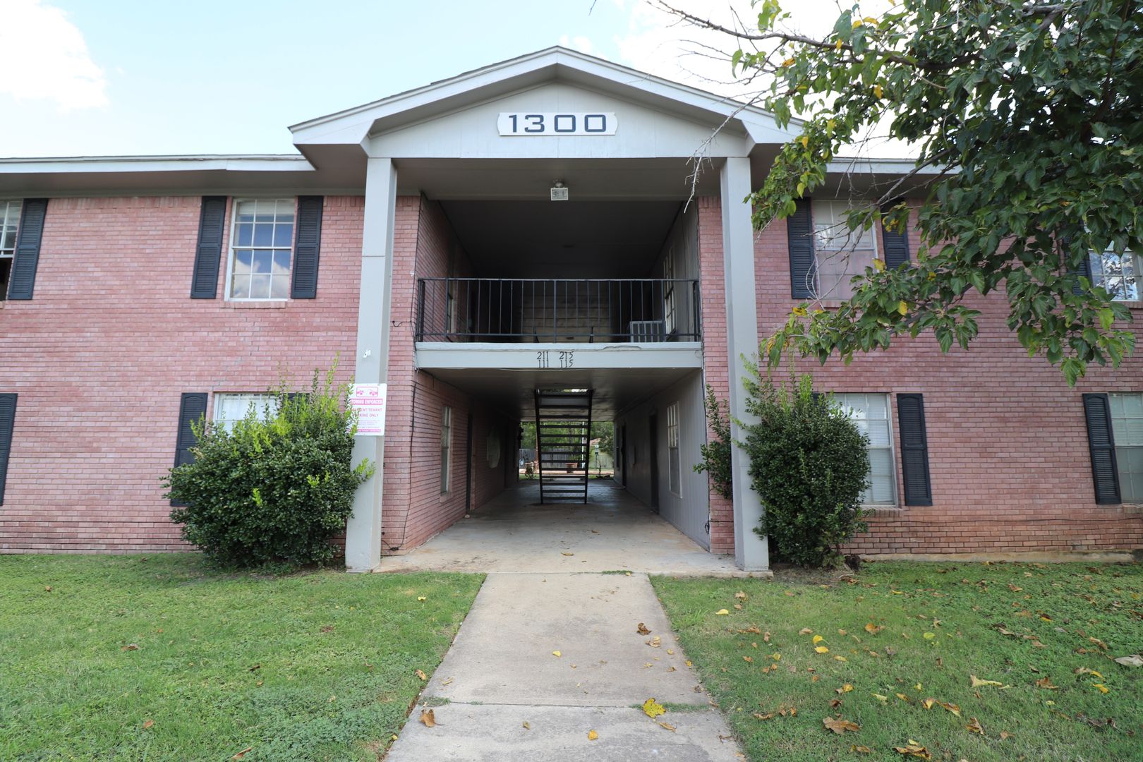 Brownwood Apartment: 1300 13th