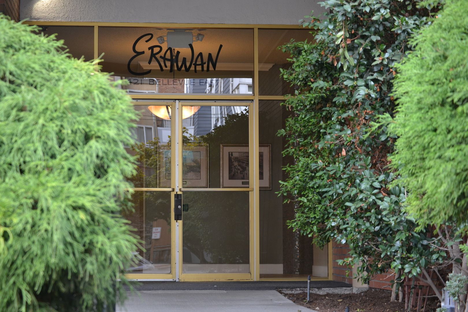 Seattle Apartment: 421 Bellevue Ave E.