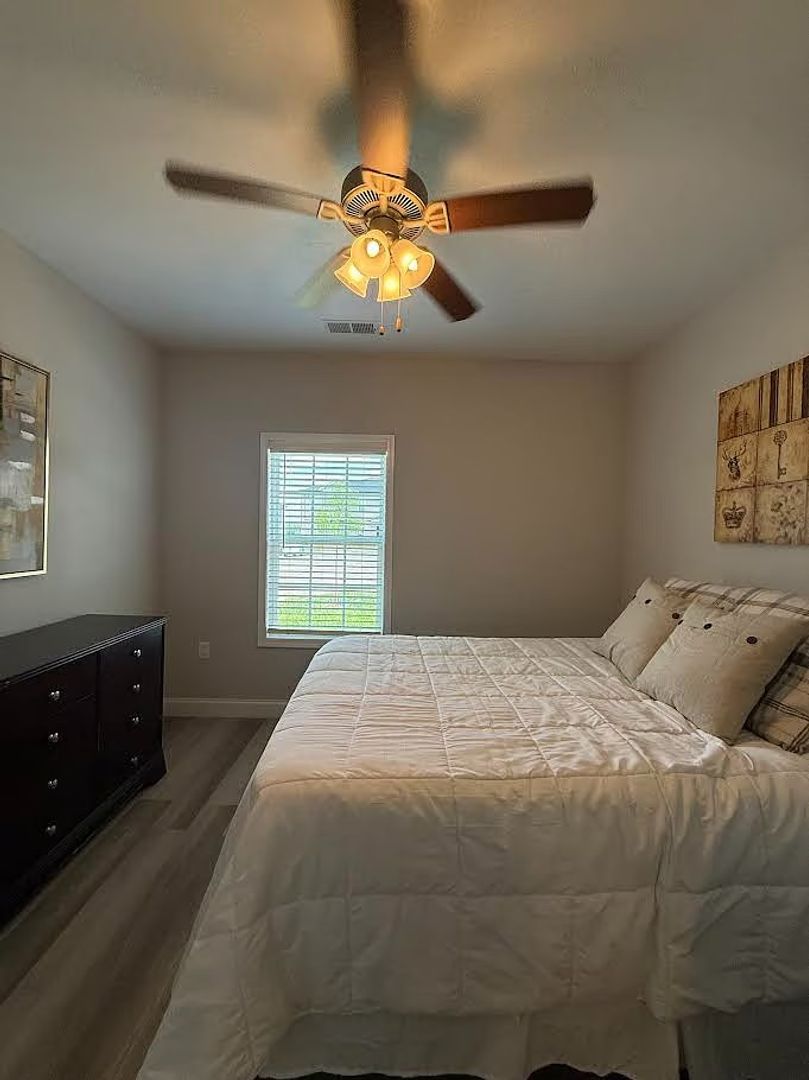 Bowling Green Apartment: 2191 Prospector Ct.