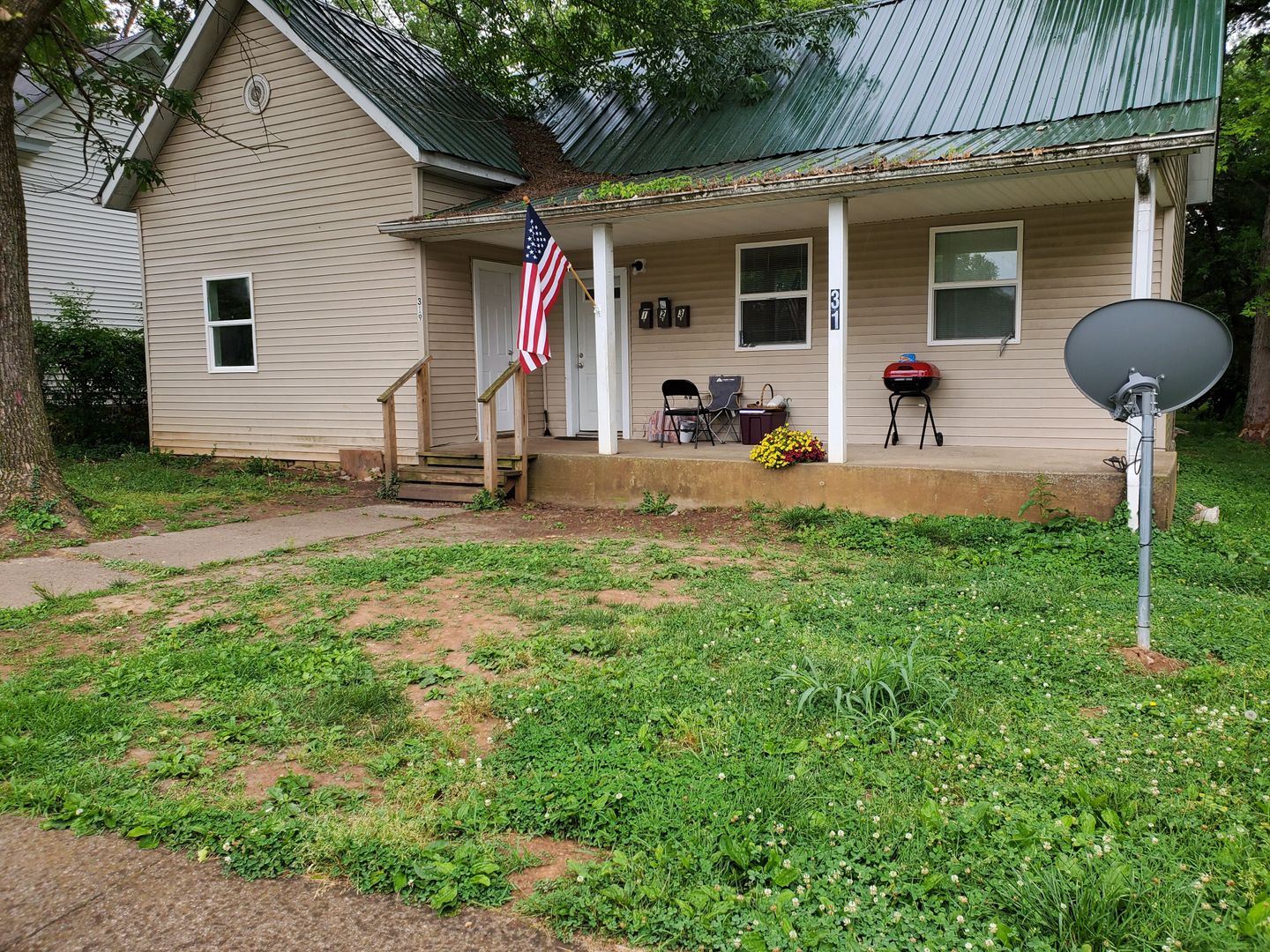 Bowling Green Apartment: 319 Woodford