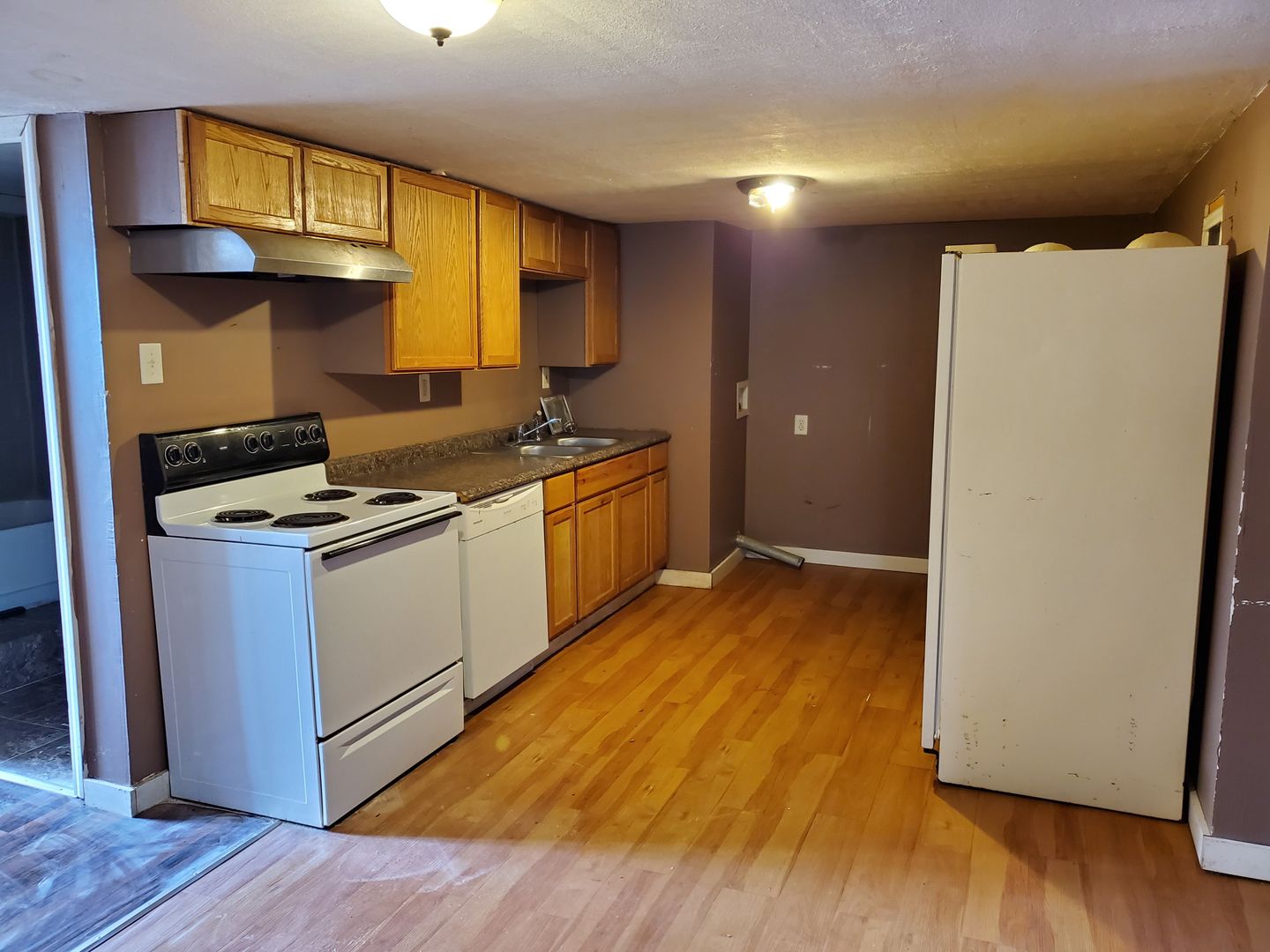 Bowling Green Apartment: 505 Glen Lilly Road