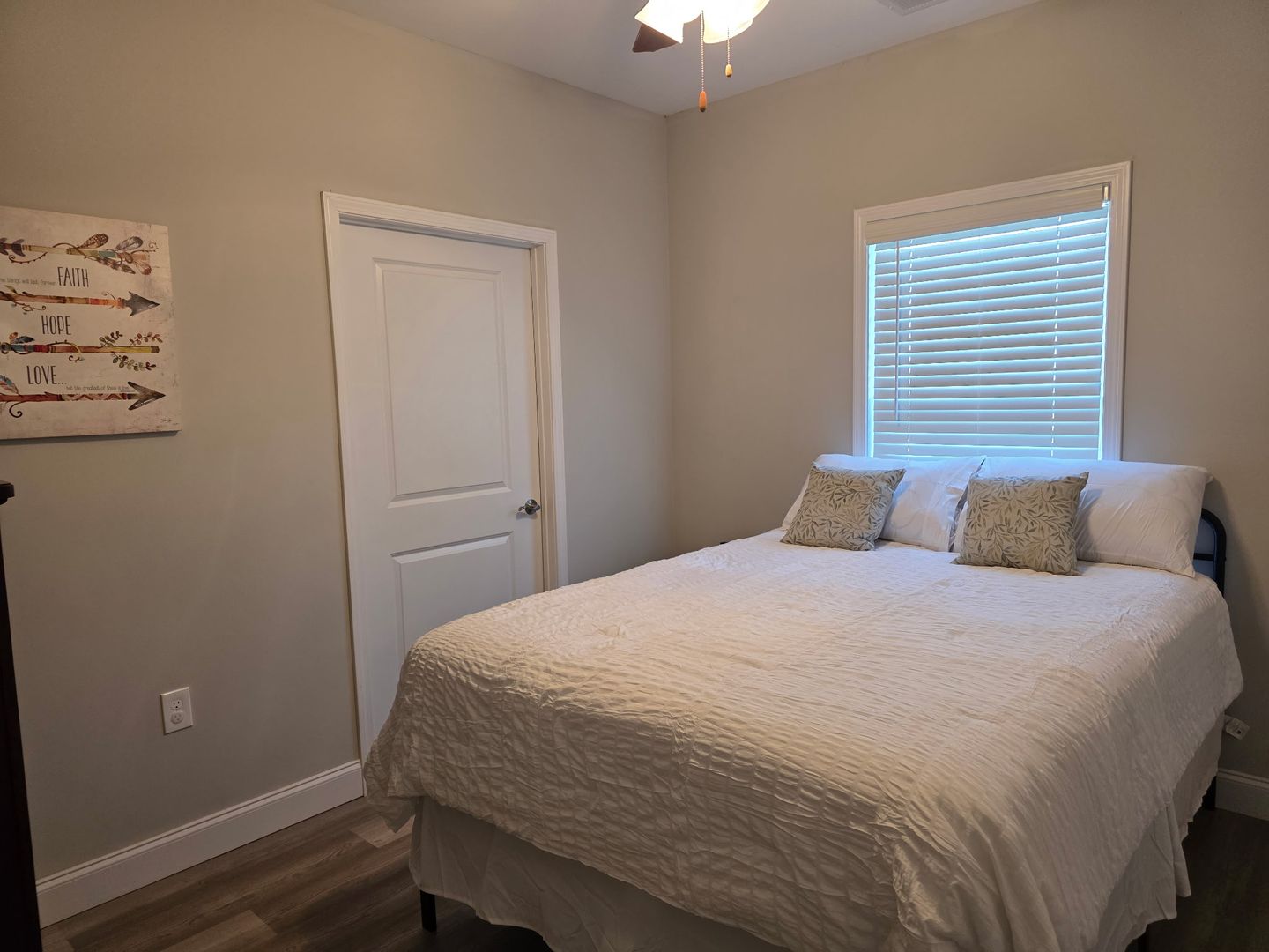 2212 Hickory Street 2 of 9