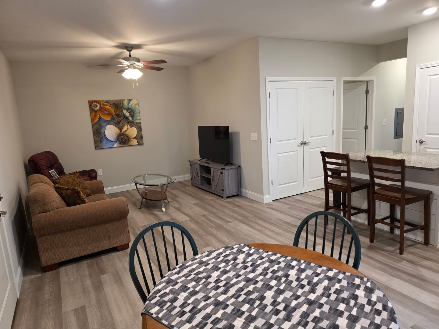 Bowling Green Apartment: 2191 Prospector Ct.