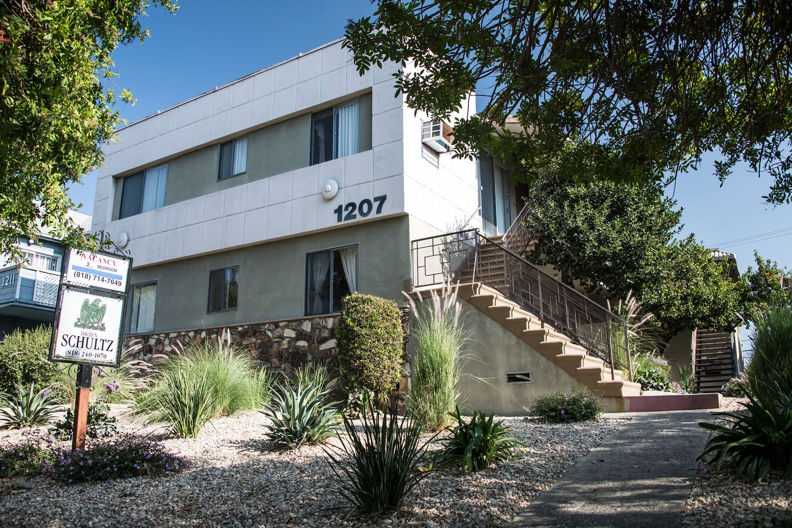 So. Pasadena Apartment: 1207 Huntington Drive