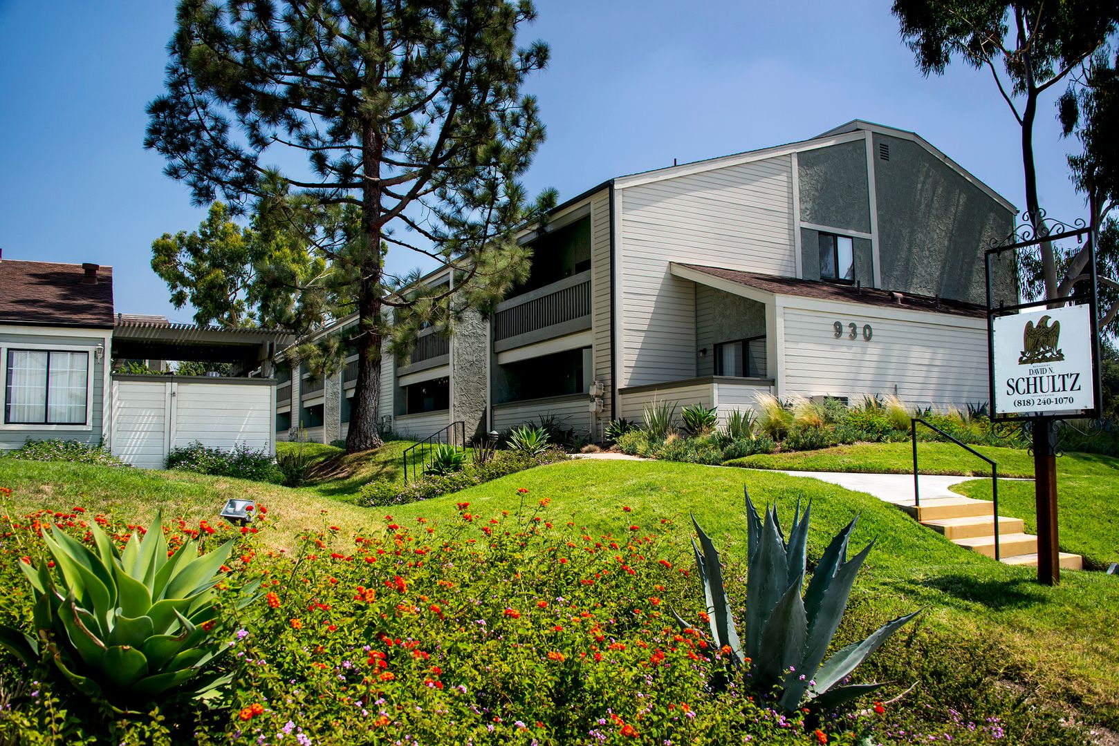 San Dimas Apartment: 930 N. San Dimas Avenue