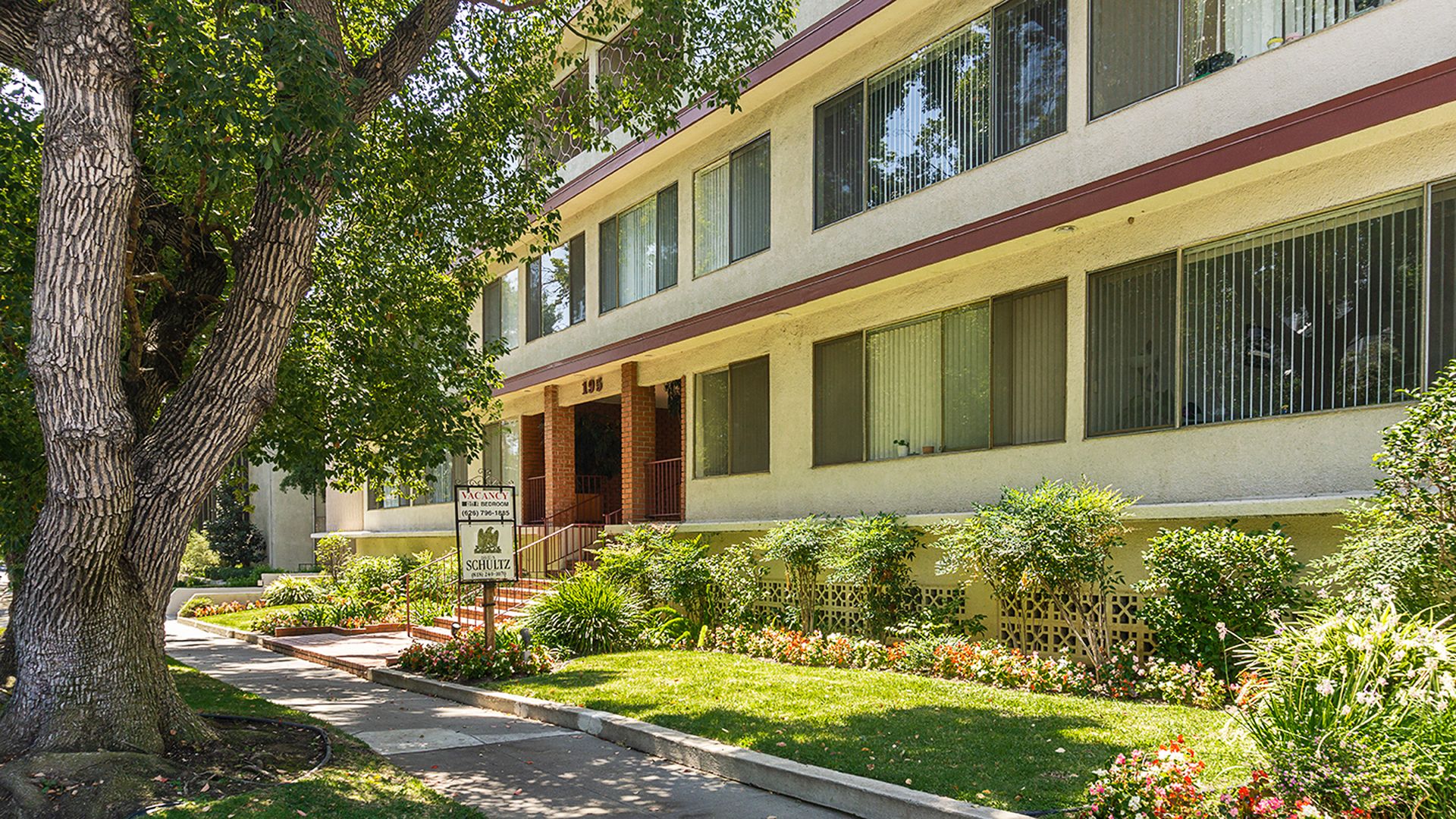 Pasadena Apartment: 195 S. Wilson Avenue
