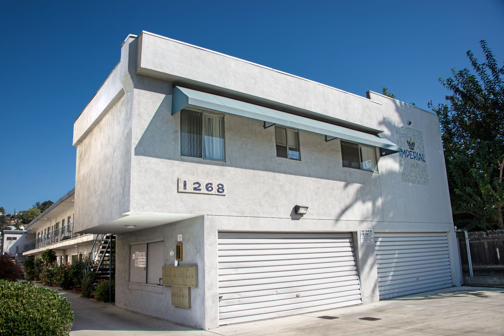 Glendale Apartment: 1268 Mariposa Street